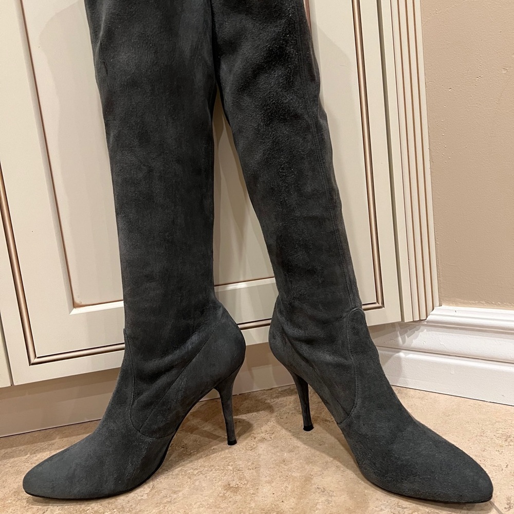Stuart Weitzman tall suede boots - gray color fall booties - Picture 4 of 6